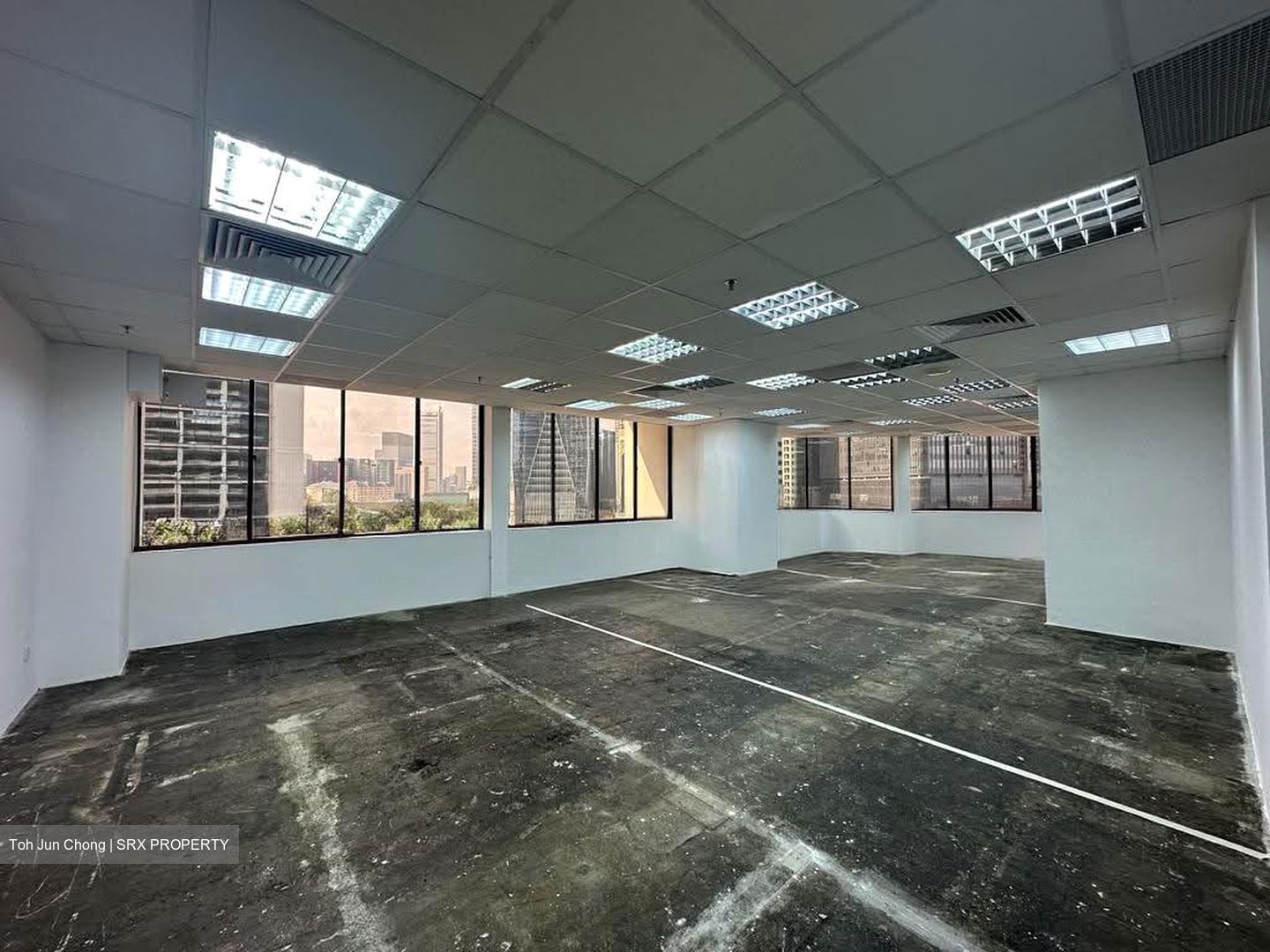 International Plaza (D2), Office #610487611